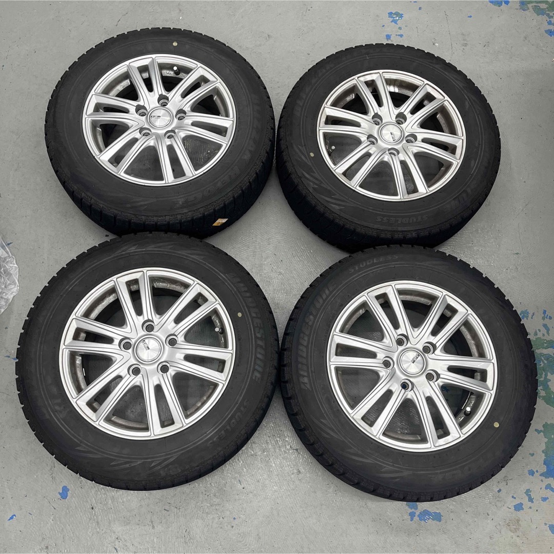 BRIDGESTONE - ヴォクシースタッドレスタイヤホイル付195/65R15 BRIDGESTONE - ヴォクシースタッドレスタイヤホイル付195/65R15