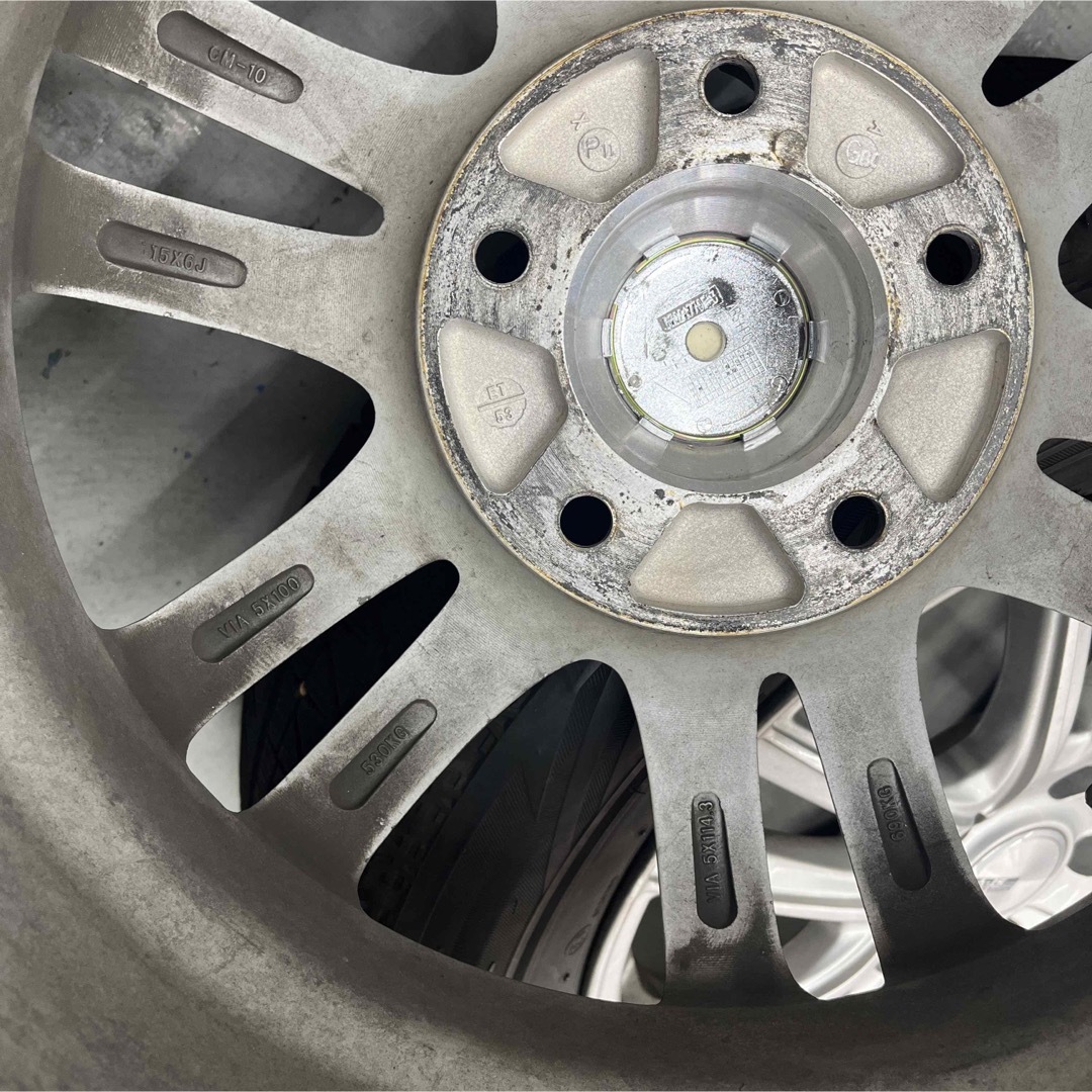 BRIDGESTONE - ヴォクシースタッドレスタイヤホイル付195/65R15 BRIDGESTONE - ヴォクシースタッドレスタイヤホイル付195/65R15