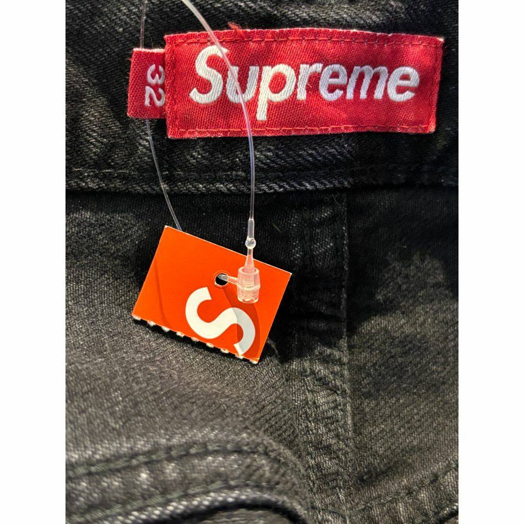 Supreme - 32 Supreme Distressed Loose Fit デニムの通販 by Supreme - 32 Supreme Distressed Loose Fit デニムの通販 by