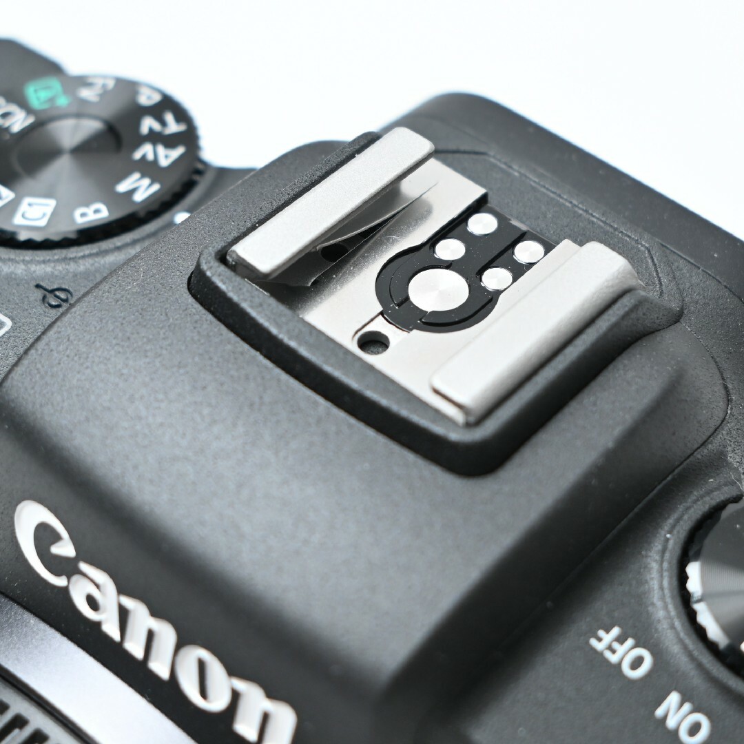 Canon - 【残保証あり】Canon EOS RPの通販 by けむさん's shop Canon - 【残保証あり】Canon EOS RPの通販 by けむさん's shop
