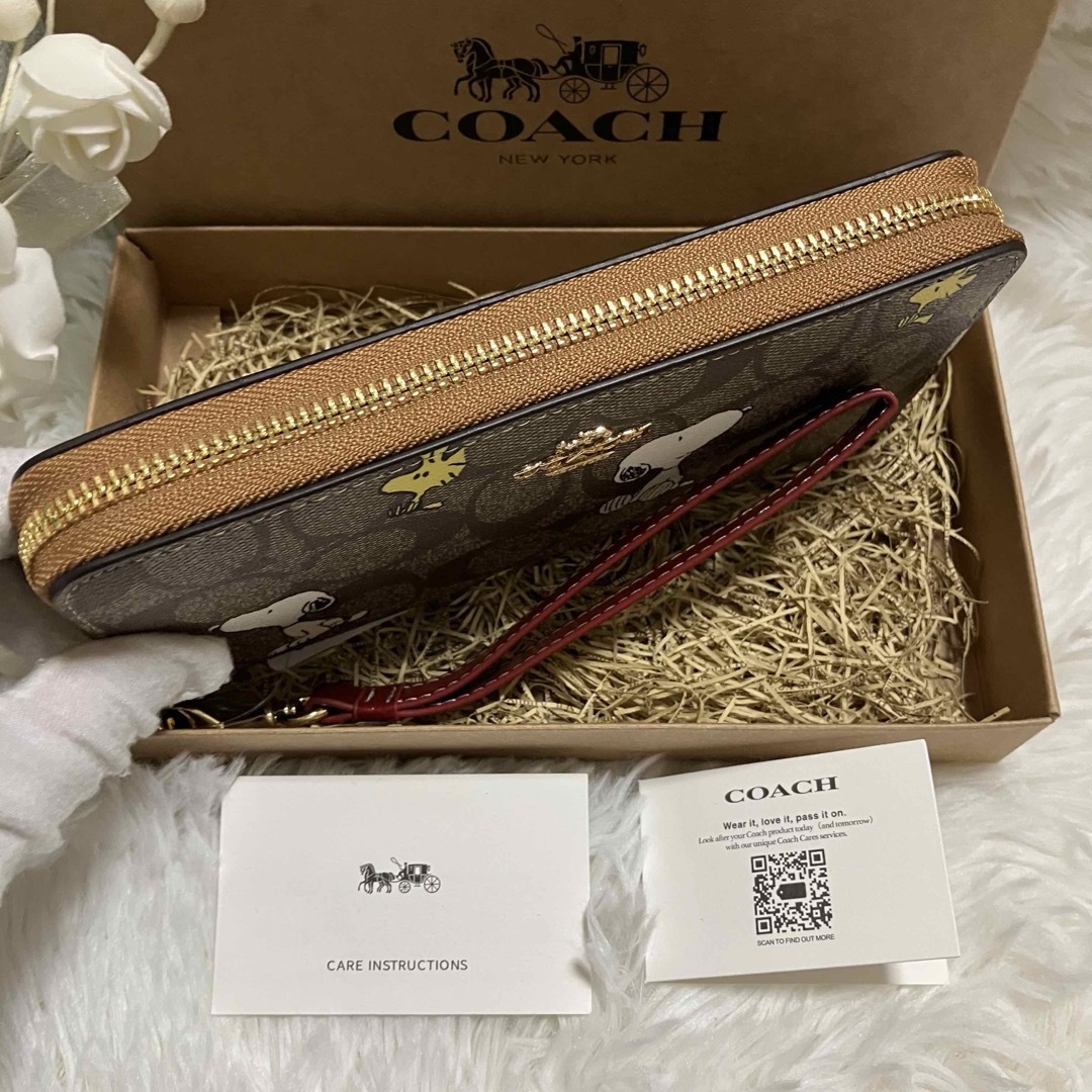 COACH OUTLET - コーチ COACH 長財布 スヌーピー ウッドストック COACH OUTLET - コーチ COACH 長財布 スヌーピー ウッドストック