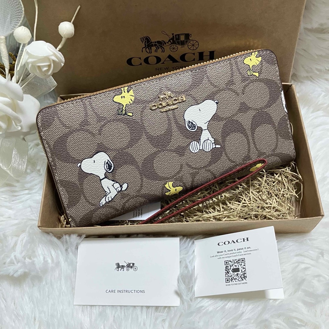 COACH OUTLET - コーチ COACH 長財布 スヌーピー ウッドストック COACH OUTLET - コーチ COACH 長財布 スヌーピー ウッドストック