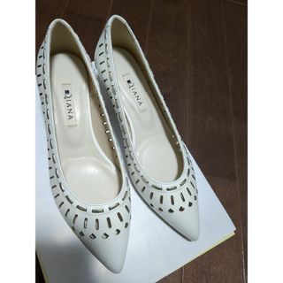 DIANA - 【即完売未使用品】DIANAレース パンプス ポインテッド DIANA - 【即完売未使用品】DIANAレース パンプス ポインテッド
