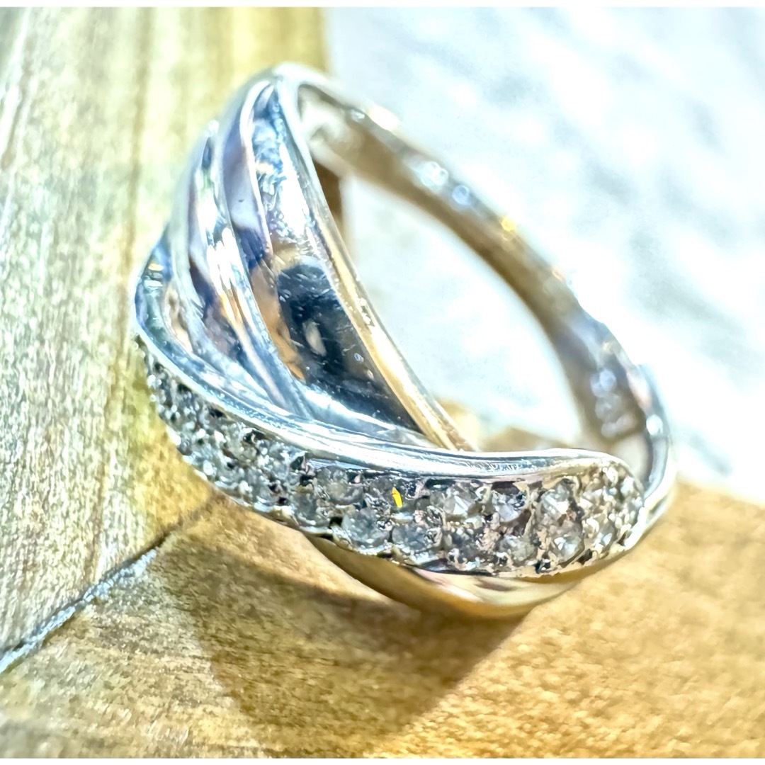 Pt900*プラチナダイヤモンドクロスリング*13.5号*0.25ct *指輪の Pt900*プラチナダイヤモンドクロスリング*13.5号*0.25ct *指輪の