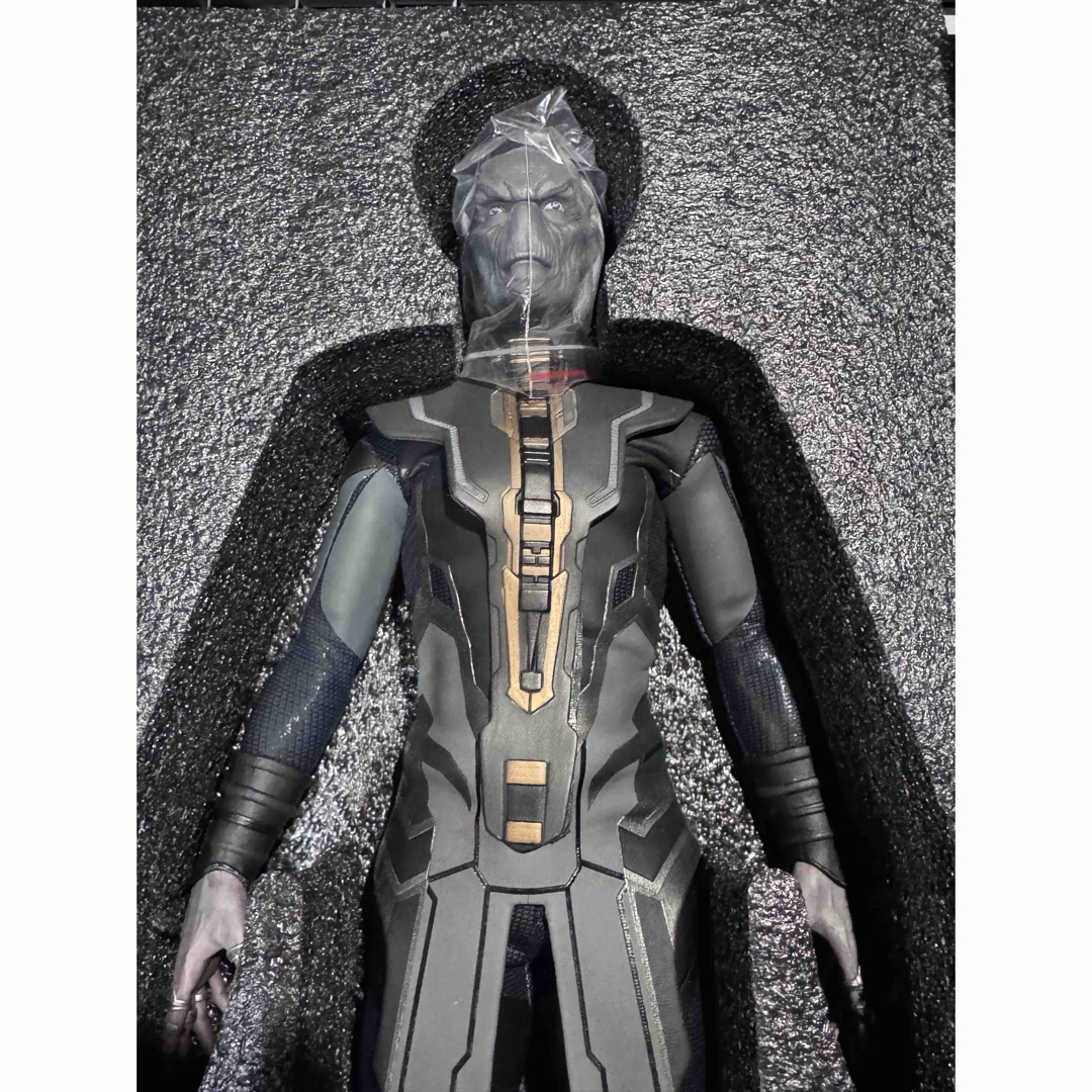 1/6 サノス「エボニー・マウ」ホットトイズ アベンジャーズ 1/6 サノス「エボニー・マウ」ホットトイズ アベンジャーズ