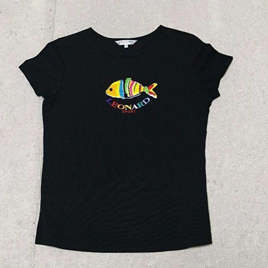 LEONARD - 美品 LEONARD 魚刺繍 ブラック半袖Tシャツ S 黒の通販 LEONARD - 美品 LEONARD 魚刺繍 ブラック半袖Tシャツ S 黒の通販
