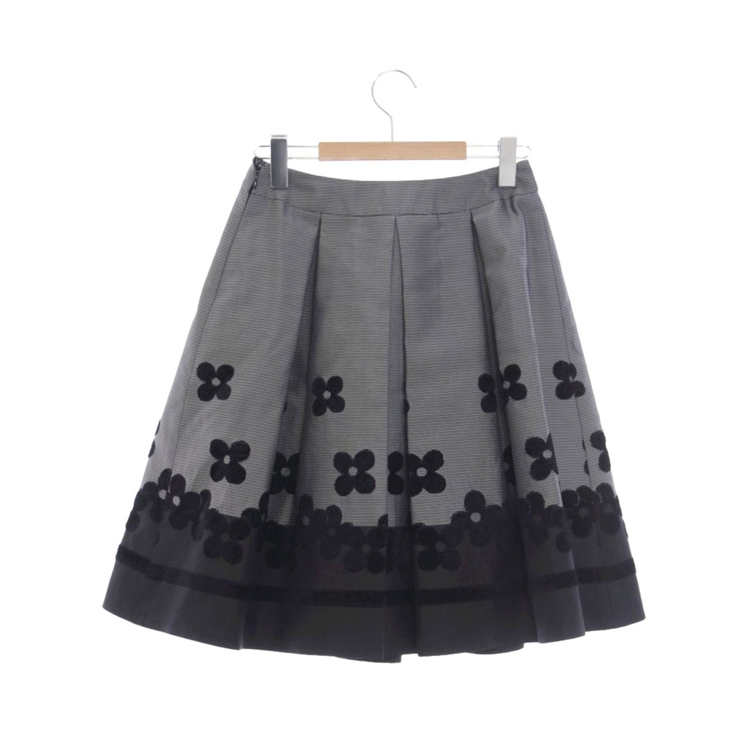 M'S GRACY - エムズグレイシー 227539 スカート 36 グレー M'S GRACY - エムズグレイシー 227539 スカート 36 グレー
