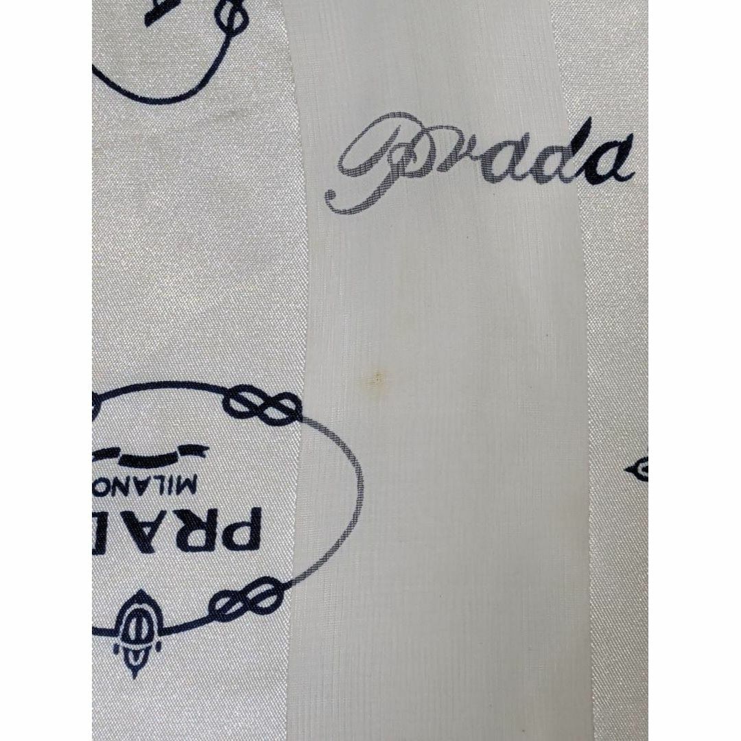 PRADA - PRADA(プラダ)/ロゴスカーフの通販 by もぐちゃん's PRADA - PRADA(プラダ)/ロゴスカーフの通販 by もぐちゃん's