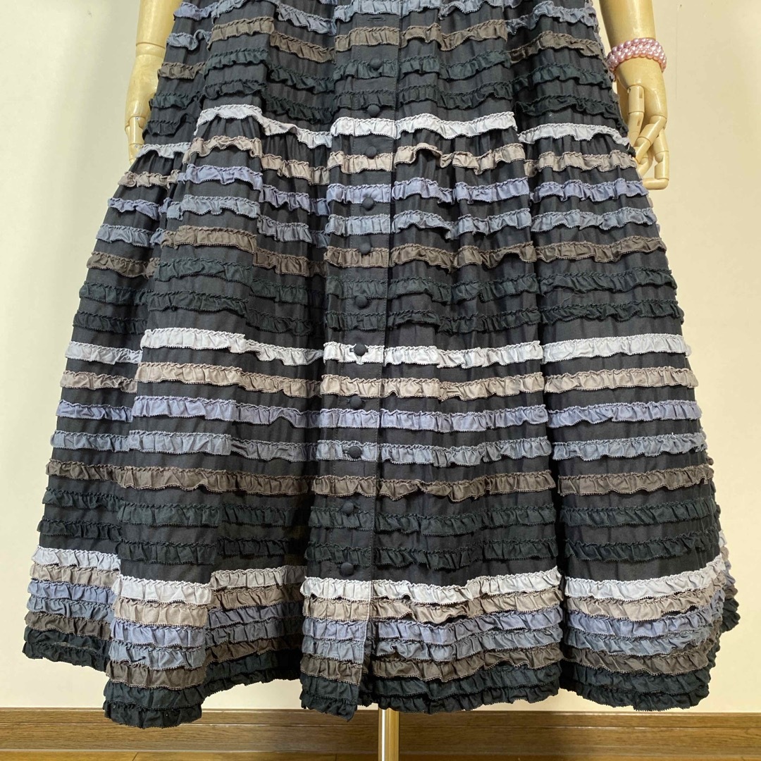 PINK HOUSE - ピンクハウス🖤2023年定価80,300円総ピコフリル PINK HOUSE - ピンクハウス🖤2023年定価80,300円総ピコフリル