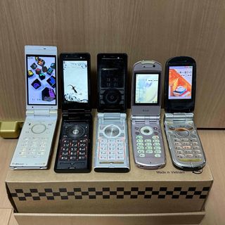NTTdocomo(携帯電話本体)のフリマアイテム一覧 NTTdocomo(携帯電話本体)のフリマアイテム一覧