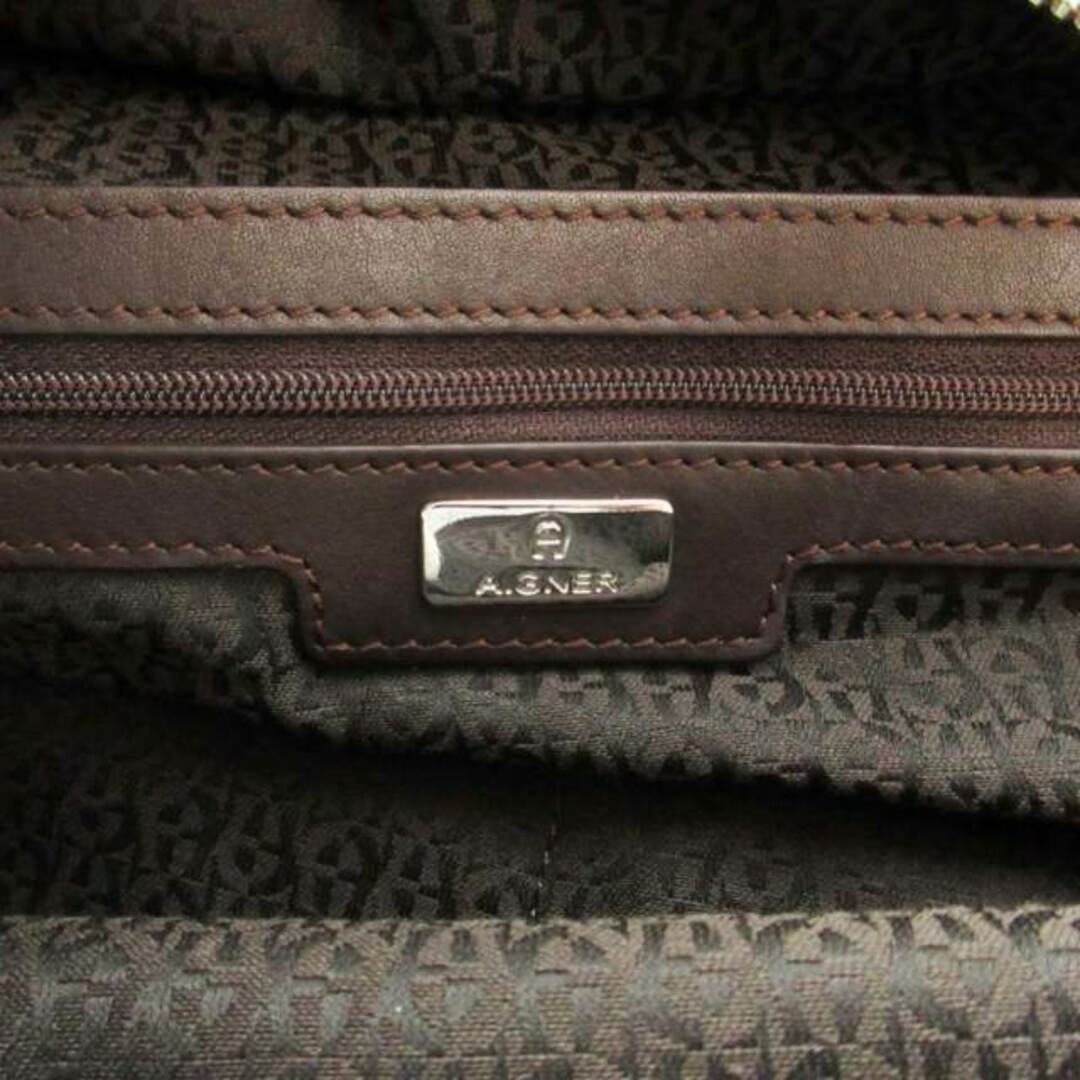 AIGNER - アイグナー トートバッグ ハンドバック チャーム付き AIGNER - アイグナー トートバッグ ハンドバック チャーム付き