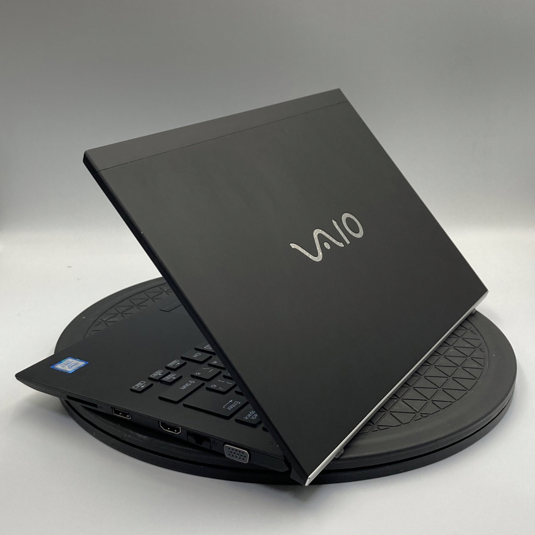 VAIO - VAIO VJPG11C11N i7-8550U windows11の通販 by M&K VAIO - VAIO VJPG11C11N i7-8550U windows11の通販 by M&K