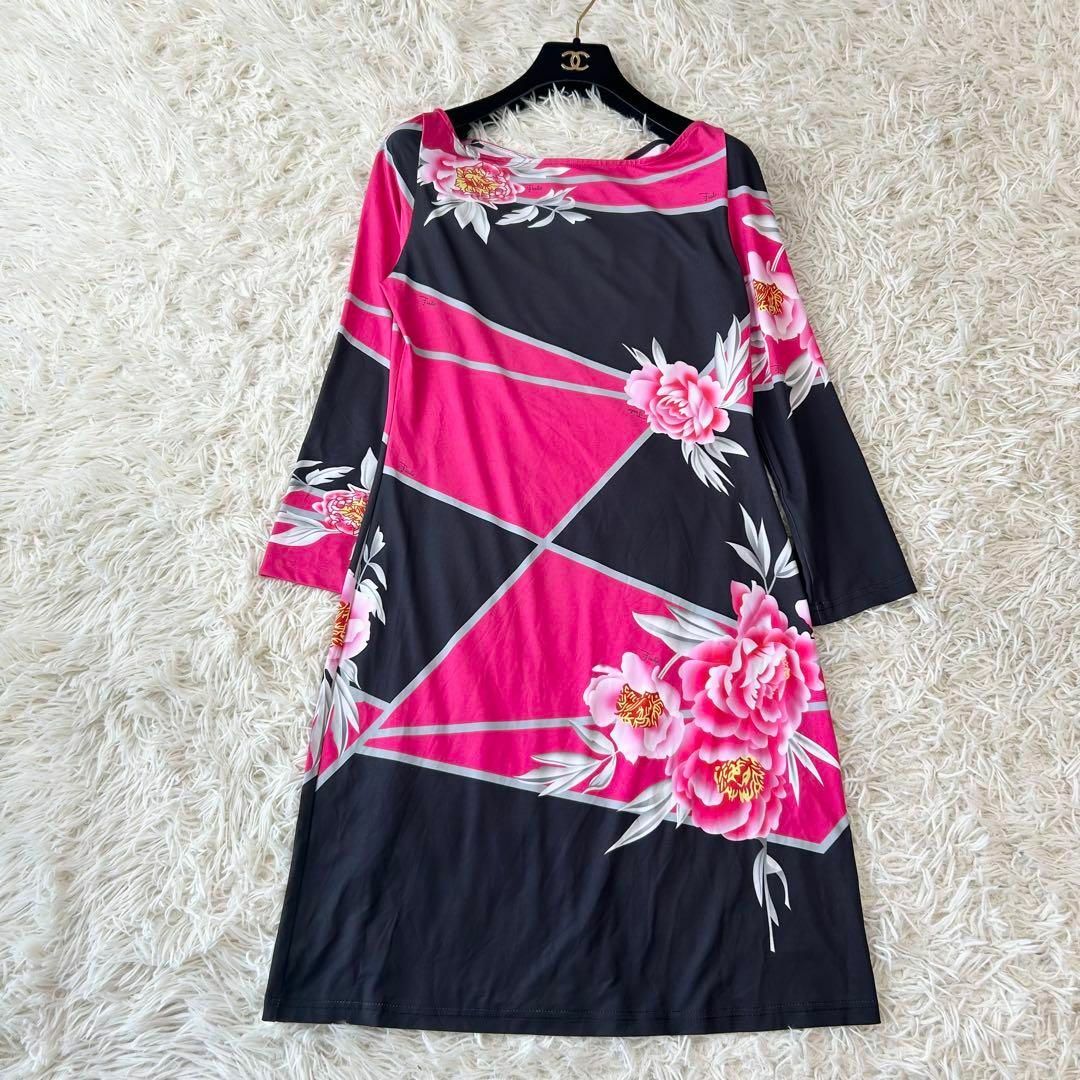 EMILIO PUCCI - エミリオプッチ シルク100% クルーネック EMILIO PUCCI - エミリオプッチ シルク100% クルーネック