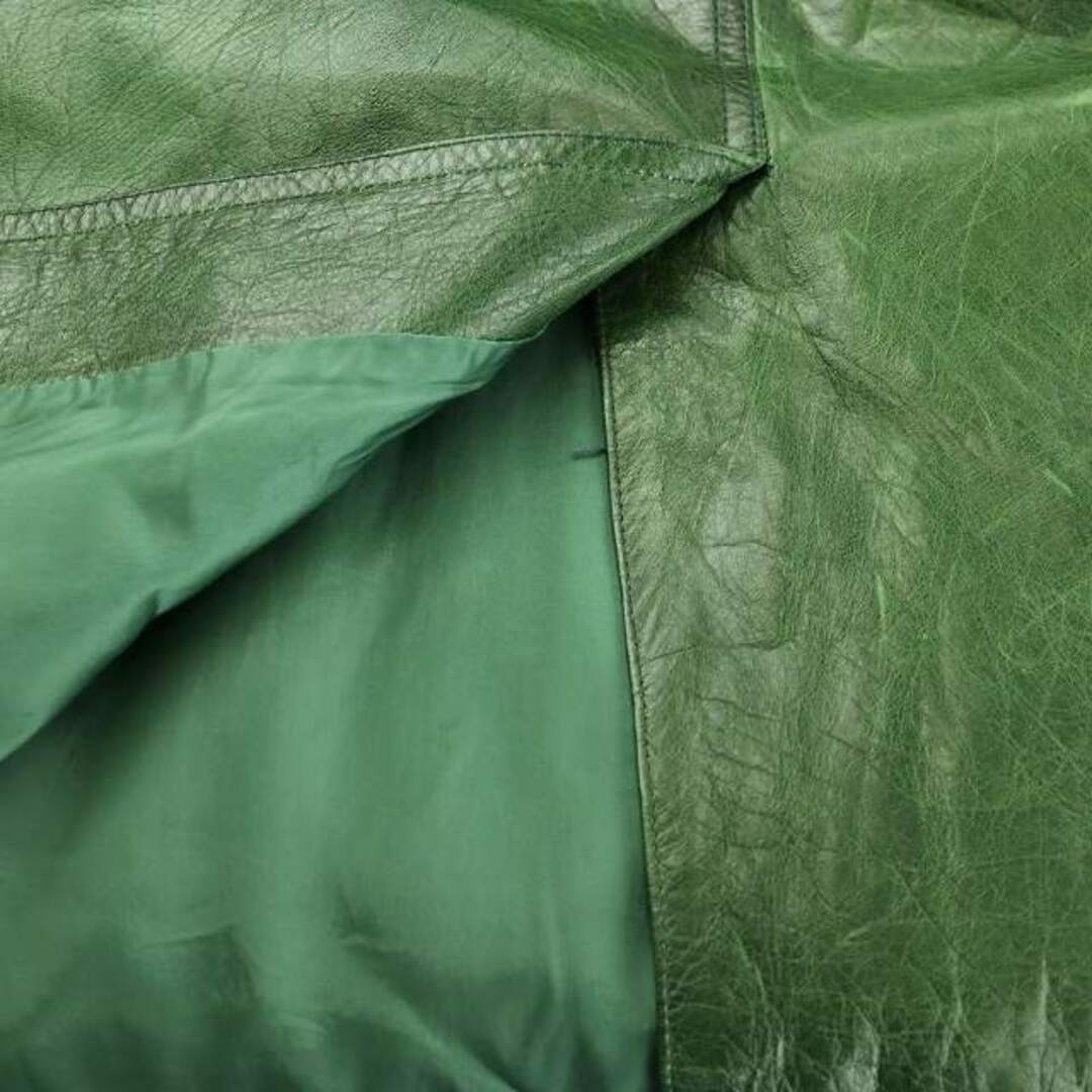 PRADA - プラダ フレアスカート ひざ丈 やぎ革 38 緑 グリーンの PRADA - プラダ フレアスカート ひざ丈 やぎ革 38 緑 グリーンの
