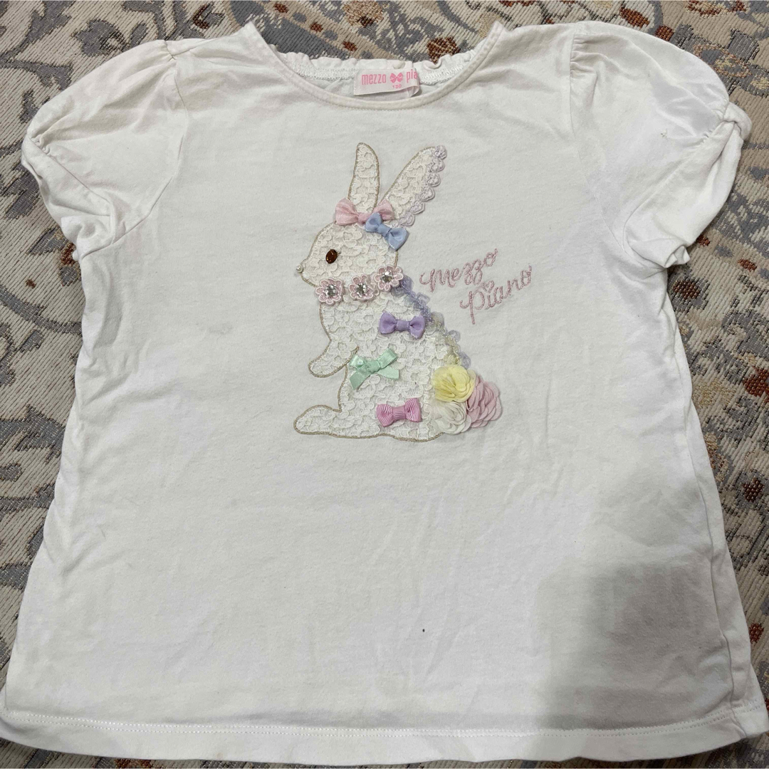 mezzo piano - メゾピアノ うさぎ刺繍 半袖Tシャツ 130の通販 by mezzo piano - メゾピアノ うさぎ刺繍 半袖Tシャツ 130の通販 by