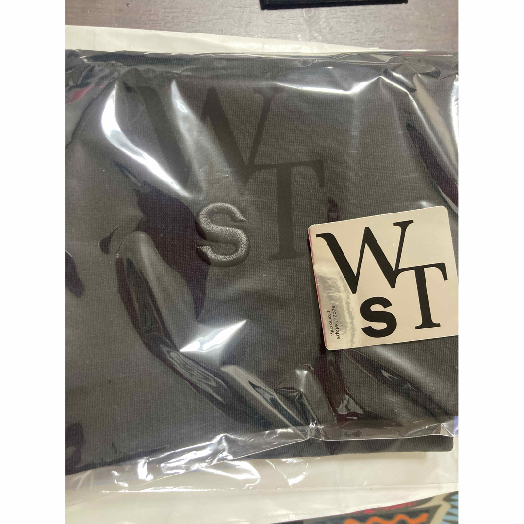 sacai - 定価以下 XL 4 Flock Print sacai wtaps Tシャツの通販 sacai - 定価以下 XL 4 Flock Print sacai wtaps Tシャツの通販