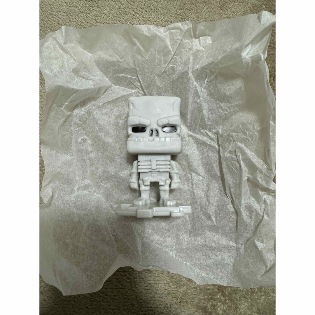 マクドナルド(マクドナルド)のアメリカ ハッピーセット マイクラ エンタメ/ホビーのおもちゃ/ぬいぐるみ(キャラクターグッズ)の商品写真