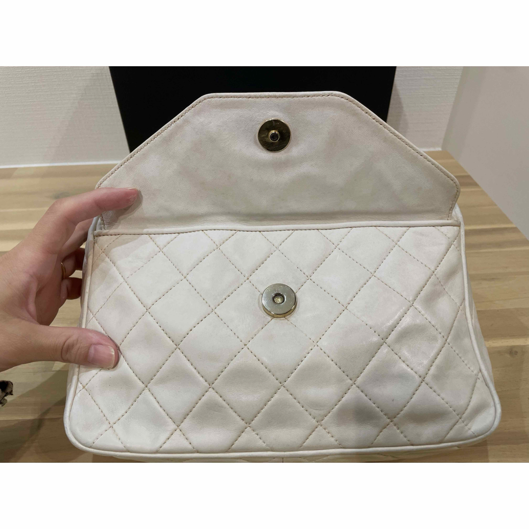 CHANEL - CHANEL ヴィンテージシャネル マトラッセ アイボリー CHANEL - CHANEL ヴィンテージシャネル マトラッセ アイボリー