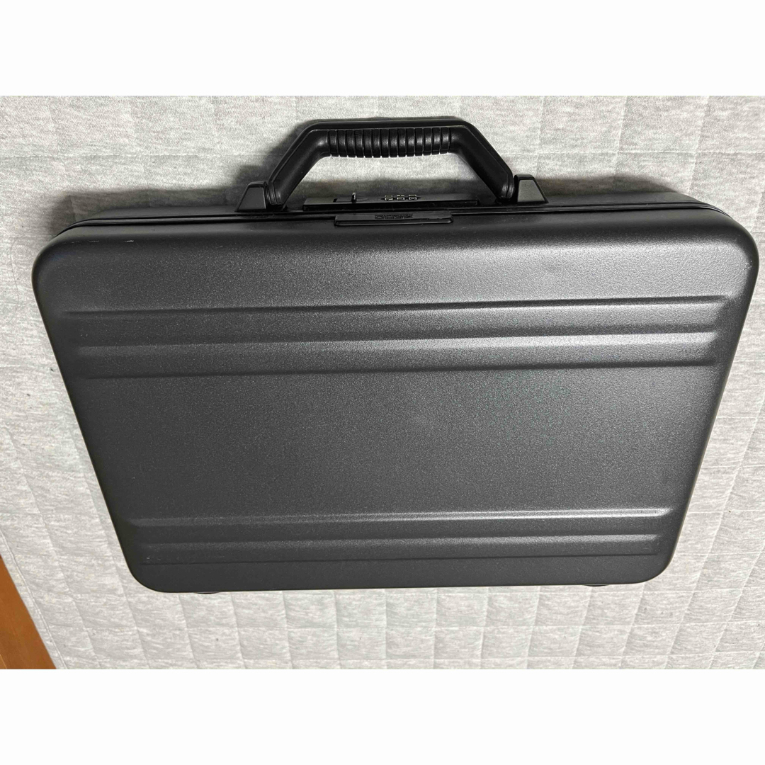 ZERO HALLIBURTON - ゼロハリバートン アタッシュケース 黒系の ZERO HALLIBURTON - ゼロハリバートン アタッシュケース 黒系の