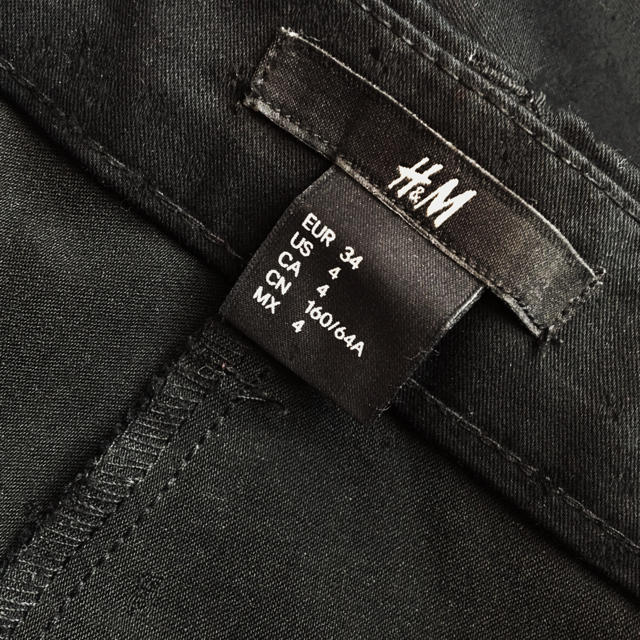 H&M(エイチアンドエム)のH&M スラックス レディースのパンツ(クロップドパンツ)の商品写真