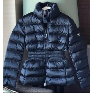 PRADA(ダウンジャケット)のフリマアイテム一覧 PRADA(ダウンジャケット)のフリマアイテム一覧