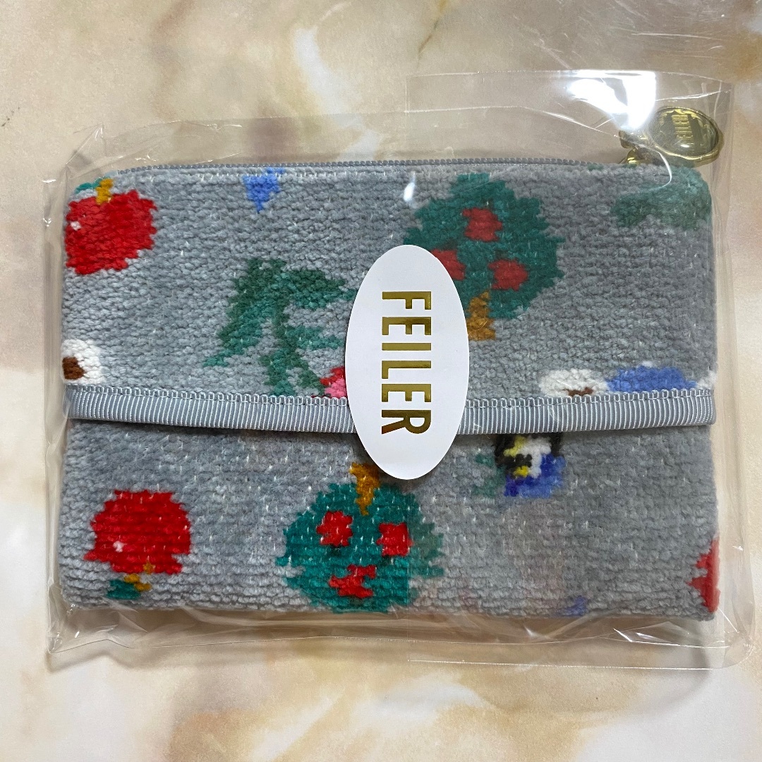 FEILER - 新品フェイラー×ファミリア♡コラボ♡ハイジアップル FEILER - 新品フェイラー×ファミリア♡コラボ♡ハイジアップル