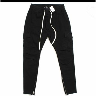 DANKE SCHON - 黒 スキニーパンツ カーゴポケット付き 完売品の DANKE SCHON - 黒 スキニーパンツ カーゴポケット付き 完売品の