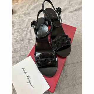 FERRAGAMO(サンダル)のフリマアイテム一覧 FERRAGAMO(サンダル)のフリマアイテム一覧