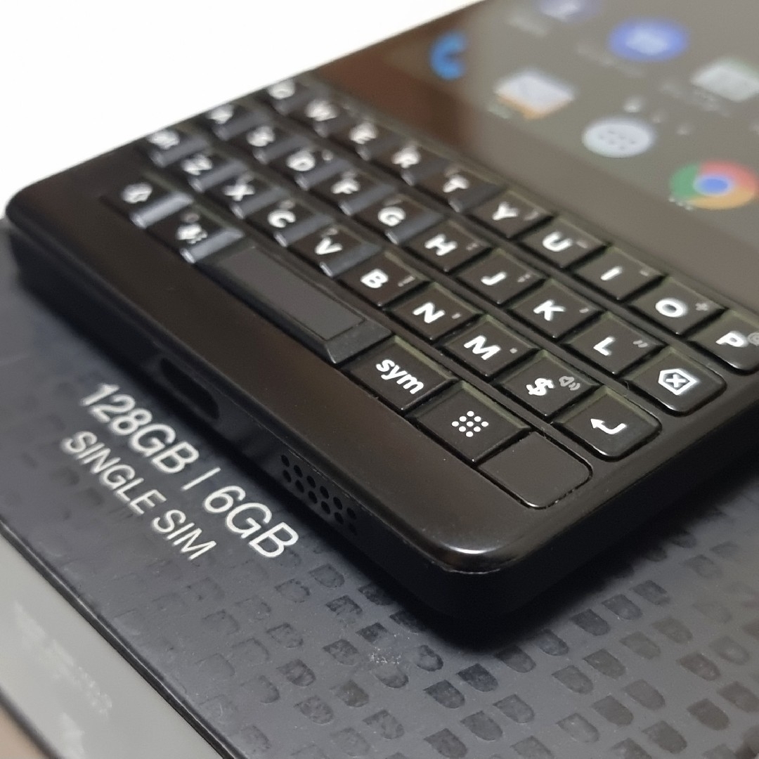 BlackBerry - 日本版 SIMフリー BlackBerry KEY2 BBF100-9の通販 BlackBerry - 日本版 SIMフリー BlackBerry KEY2 BBF100-9の通販
