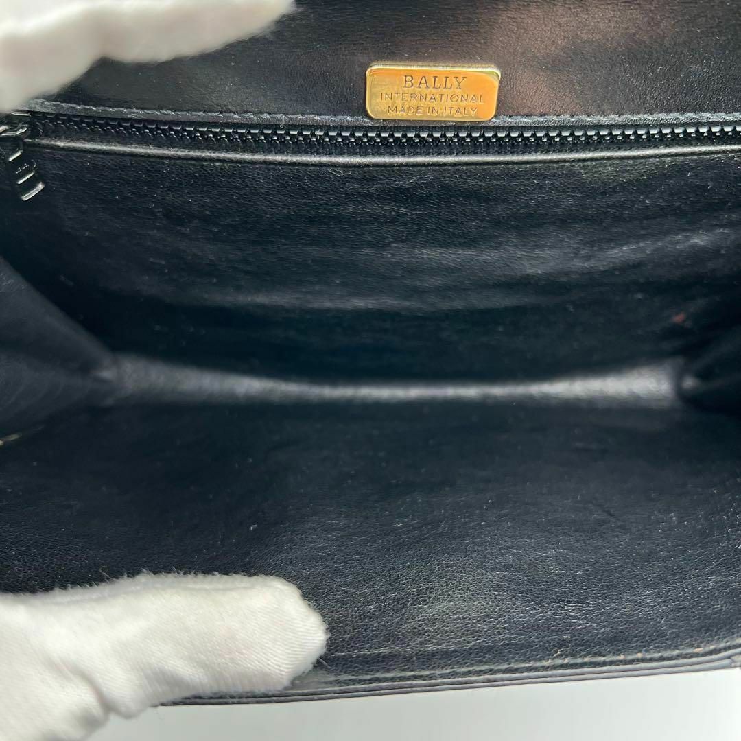 BARRIE - 【美品】BALLY クラッチバッグ ショルダーバッグ BARRIE - 【美品】BALLY クラッチバッグ ショルダーバッグ