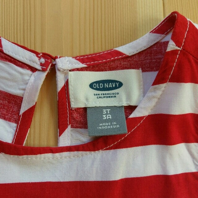 Old Navy(オールドネイビー)のＡランイカットソー キッズ/ベビー/マタニティのキッズ服女の子用(90cm~)(Tシャツ/カットソー)の商品写真