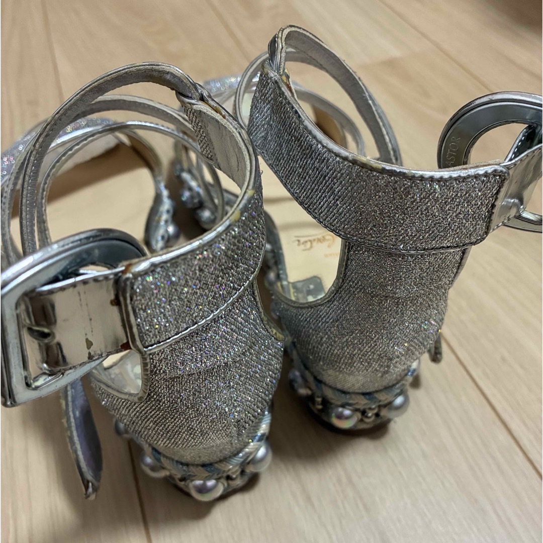 Christian Louboutin - ルブタン シルバー サンダルの通販 by vv Christian Louboutin - ルブタン シルバー サンダルの通販 by vv