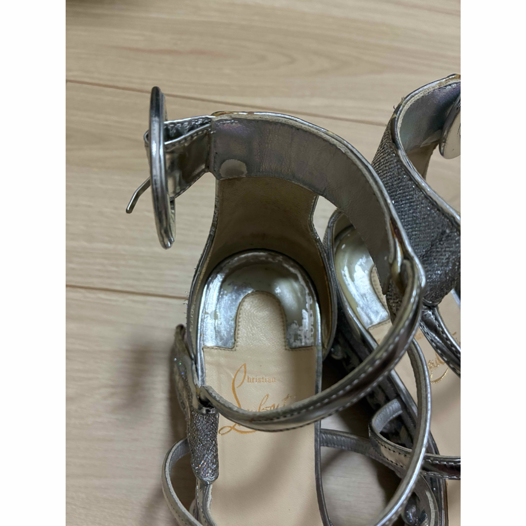 Christian Louboutin - ルブタン シルバー サンダルの通販 by vv Christian Louboutin - ルブタン シルバー サンダルの通販 by vv