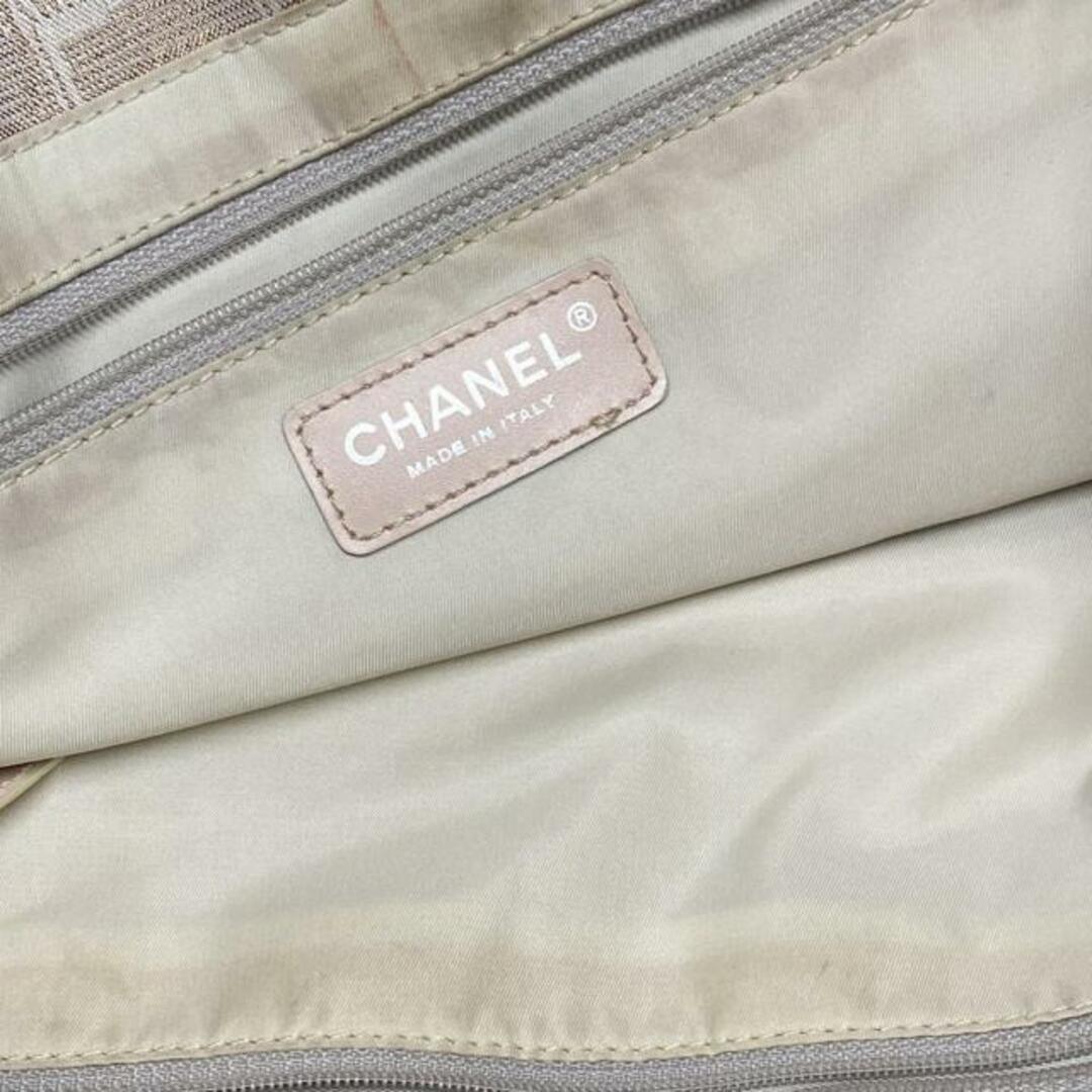 CHANEL - CHANEL(シャネル) トートバッグ ニュートラベルライン CHANEL - CHANEL(シャネル) トートバッグ ニュートラベルライン