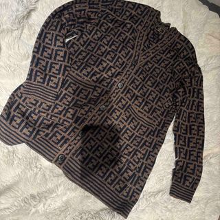 FENDI(カーディガン)のフリマアイテム一覧 FENDI(カーディガン)のフリマアイテム一覧