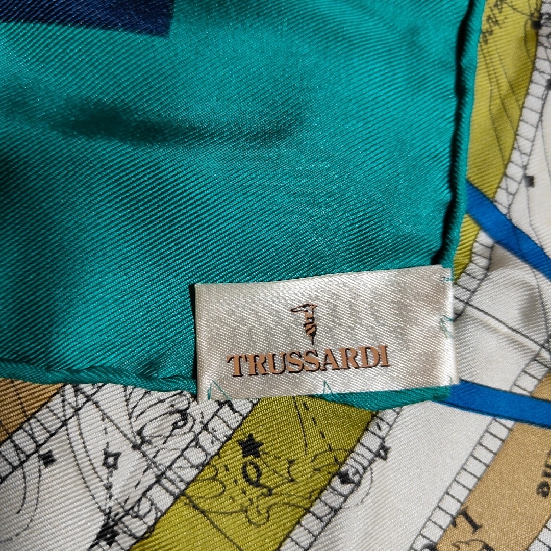 Trussardi - TRUSSARDI トラサルディ シルクスカーフの通販 by Trussardi - TRUSSARDI トラサルディ シルクスカーフの通販 by