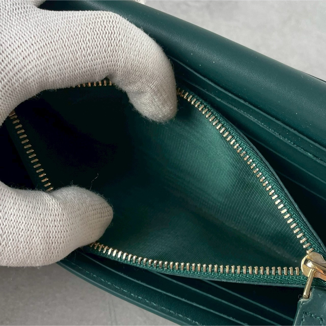BVLGARI - 【美品 付属品付き】ブルガリ 長財布 プリントロゴ BVLGARI - 【美品 付属品付き】ブルガリ 長財布 プリントロゴ