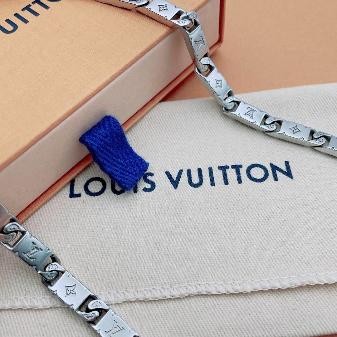 LOUIS VUITTON - LOUIS VUITTON ネックレス タイドアップ LOUIS VUITTON - LOUIS VUITTON ネックレス タイドアップ