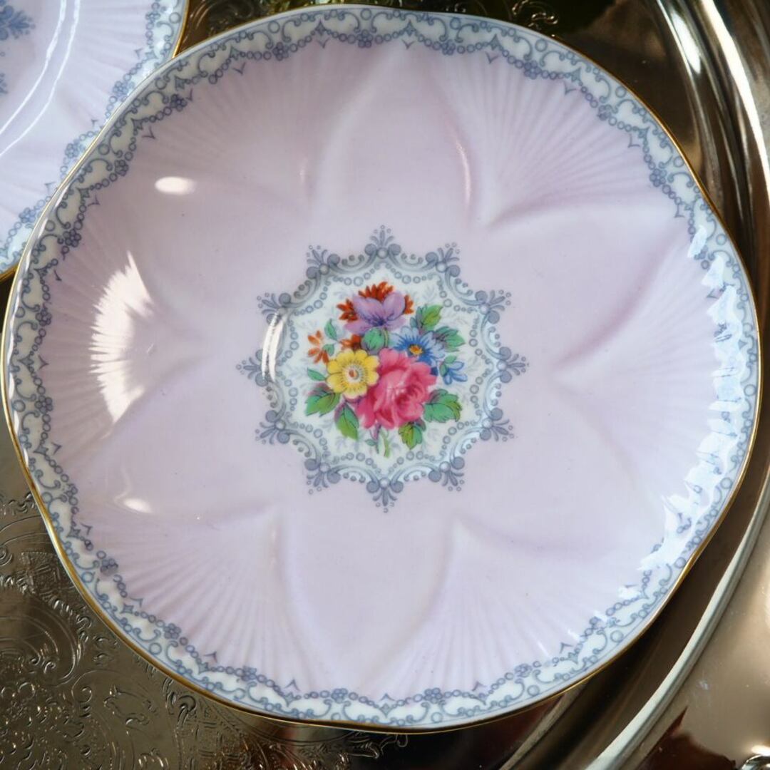 Royal Doulton - ~幻のライラック~シェリー クロッシェ トリオ Royal Doulton - ~幻のライラック~シェリー クロッシェ トリオ
