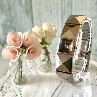FENDI(腕時計)のフリマアイテム一覧 FENDI(腕時計)のフリマアイテム一覧