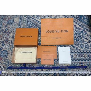 LOUIS VUITTON(ショップ袋)のフリマアイテム一覧 LOUIS VUITTON(ショップ袋)のフリマアイテム一覧