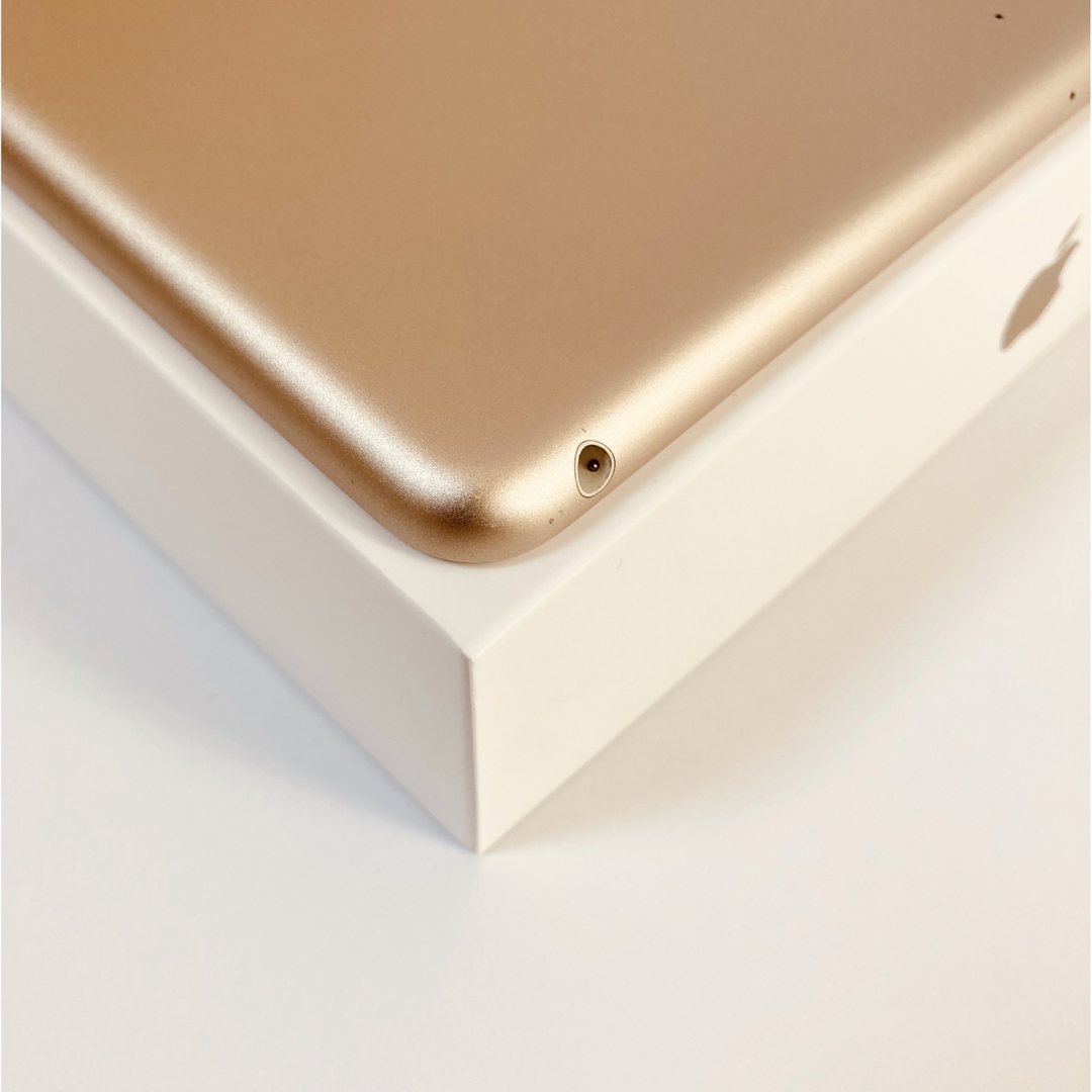 iPad - 【美品】 Apple iPad 第7世代 Wi-Fi 32GBの通販 by なお iPad - 【美品】 Apple iPad 第7世代 Wi-Fi 32GBの通販 by なお