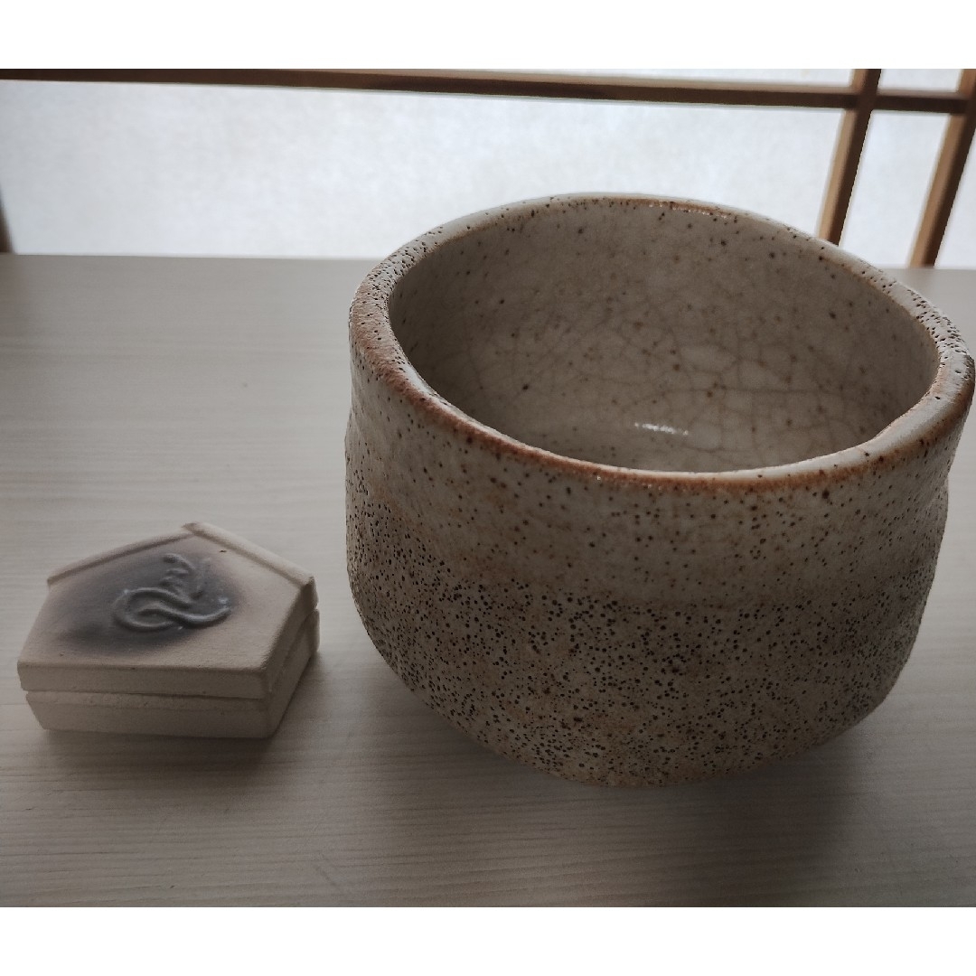 志野焼抹茶茶碗と楽焼香合セットの通販 by まくらくま's shop 志野焼抹茶茶碗と楽焼香合セットの通販 by まくらくま's shop