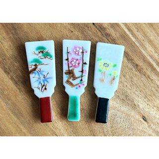 羽子板の箸置き(3つ)(テーブル用品)