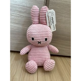 miffy - ファーストミッフィー60周年限定ぬいぐるみの通販 by miffy - ファーストミッフィー60周年限定ぬいぐるみの通販 by