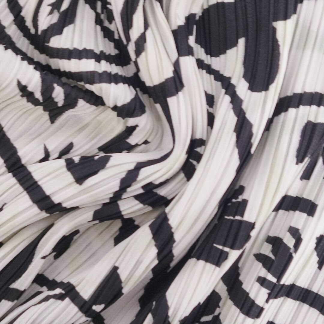 PLEATS PLEASE ISSEY MIYAKE - 極美品 プリーツプリーズ PLEATS PLEASE ISSEY MIYAKE - 極美品 プリーツプリーズ