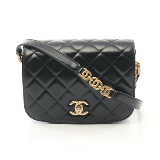 CHANEL(スエード ・ ショルダーバッグ)のフリマアイテム一覧 CHANEL(スエード ・ ショルダーバッグ)のフリマアイテム一覧