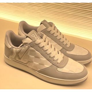LOUIS VUITTON - レア完売品 ルイヴィトン LVトレイナー LOUIS VUITTON - レア完売品 ルイヴィトン LVトレイナー