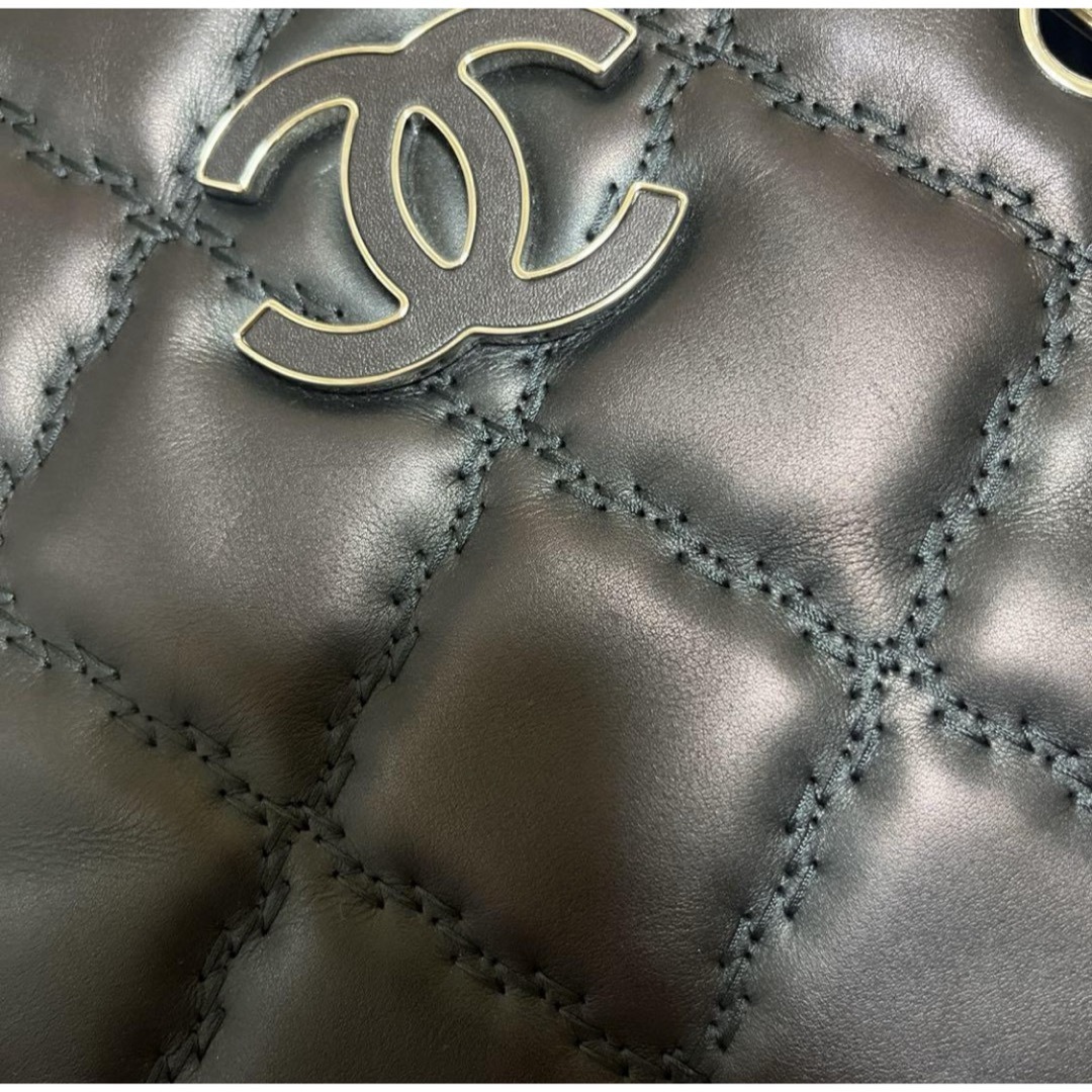 CHANEL - シャネル CHANEL ハンプトンズ ラムスキンチェーン CHANEL - シャネル CHANEL ハンプトンズ ラムスキンチェーン