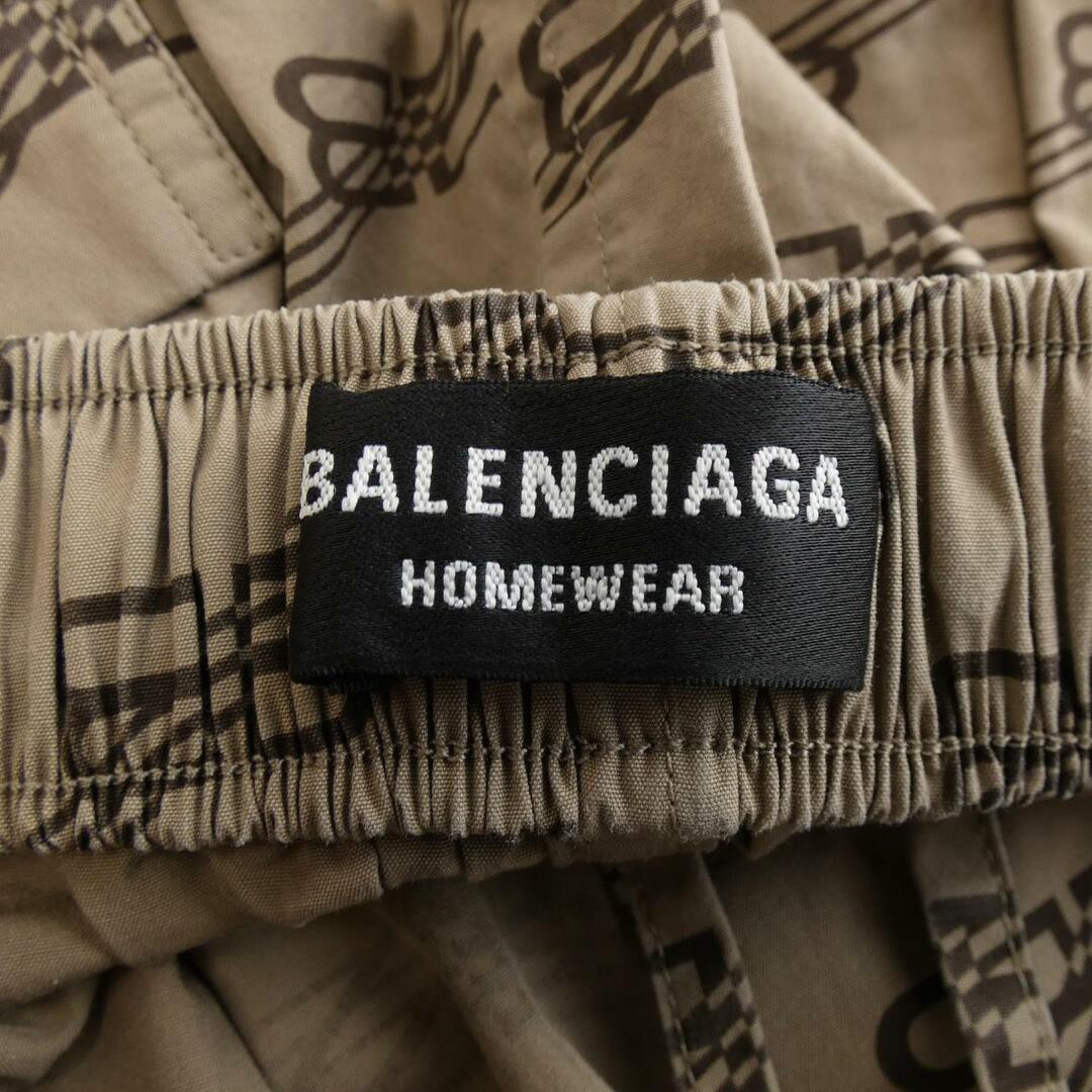 BALENCIAGA - バレンシアガ BALENCIAGA ショートパンツの通販 by BALENCIAGA - バレンシアガ BALENCIAGA ショートパンツの通販 by